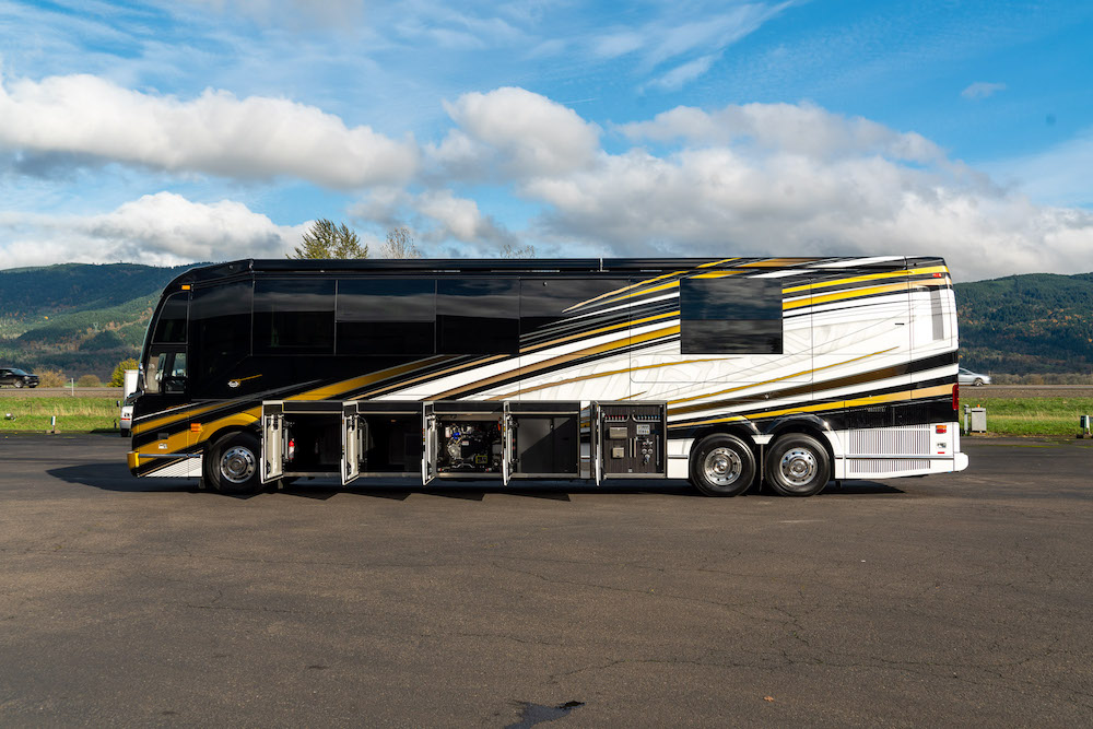 2022 Prevost Marathon H3-45 For Sale