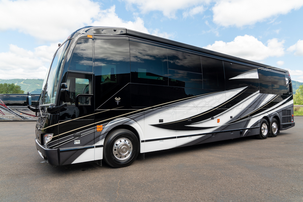 2022 Prevost Marathon H3-45 For Sale