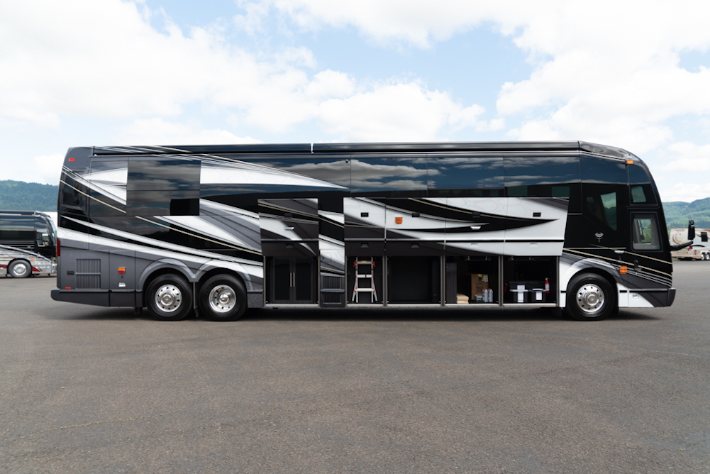 2022 Prevost Marathon H3-45 For Sale