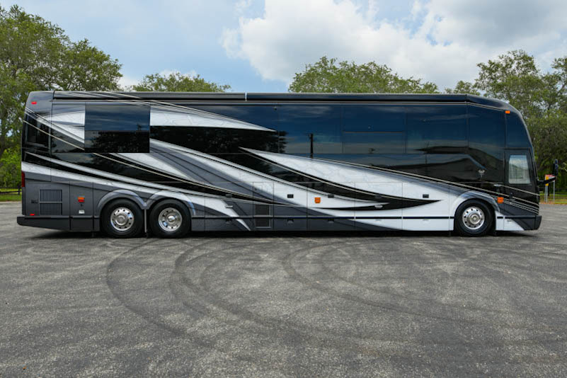 2022 Prevost Marathon H3-45 For Sale