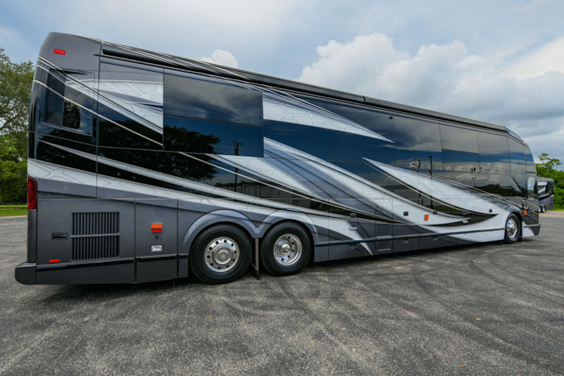 2022 Prevost Marathon H3-45 For Sale