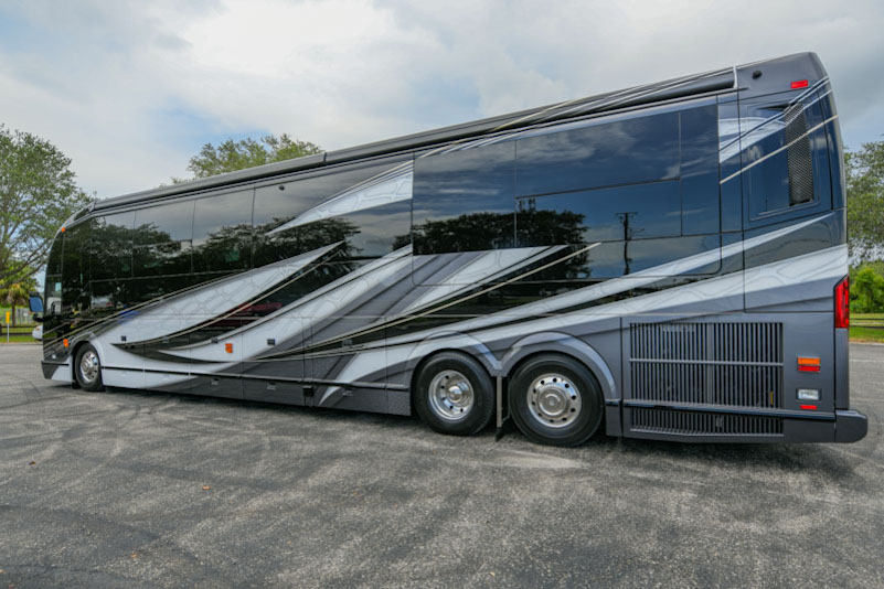 2022 Prevost Marathon H3-45 For Sale