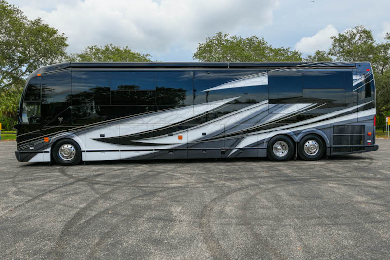 2022 Prevost Marathon H3-45 For Sale