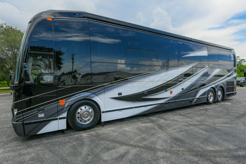 2022 Prevost Marathon H3-45 For Sale