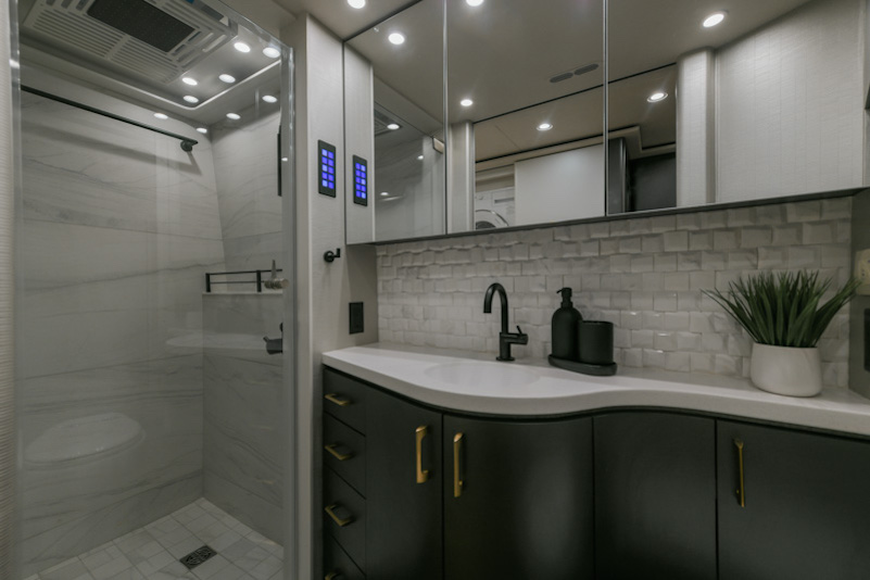 2022 Prevost Marathon H3-45 For Sale