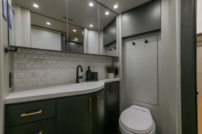 2022 Prevost Marathon H3-45 For Sale
