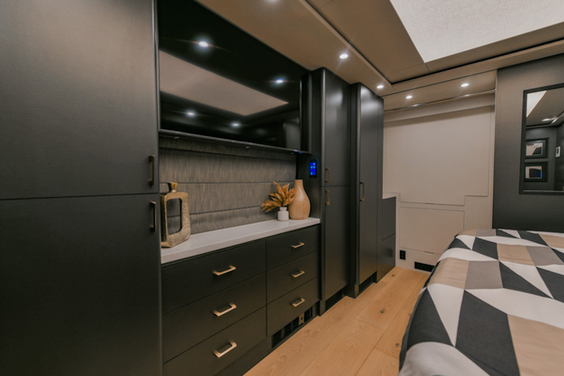 2022 Prevost Marathon H3-45 For Sale