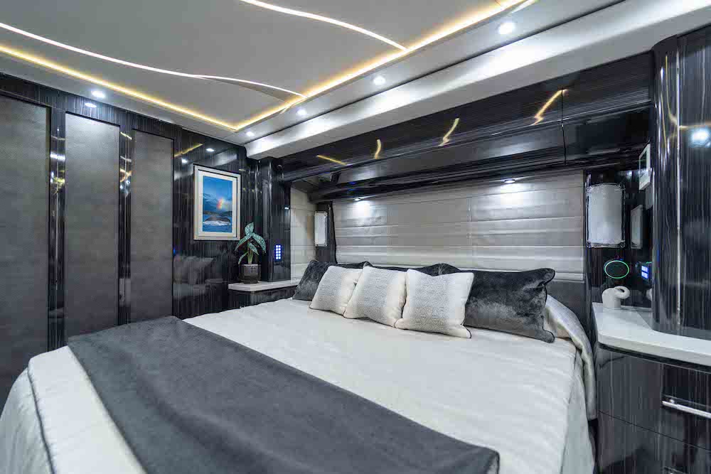 2022 Prevost Marathon X3 For Sale