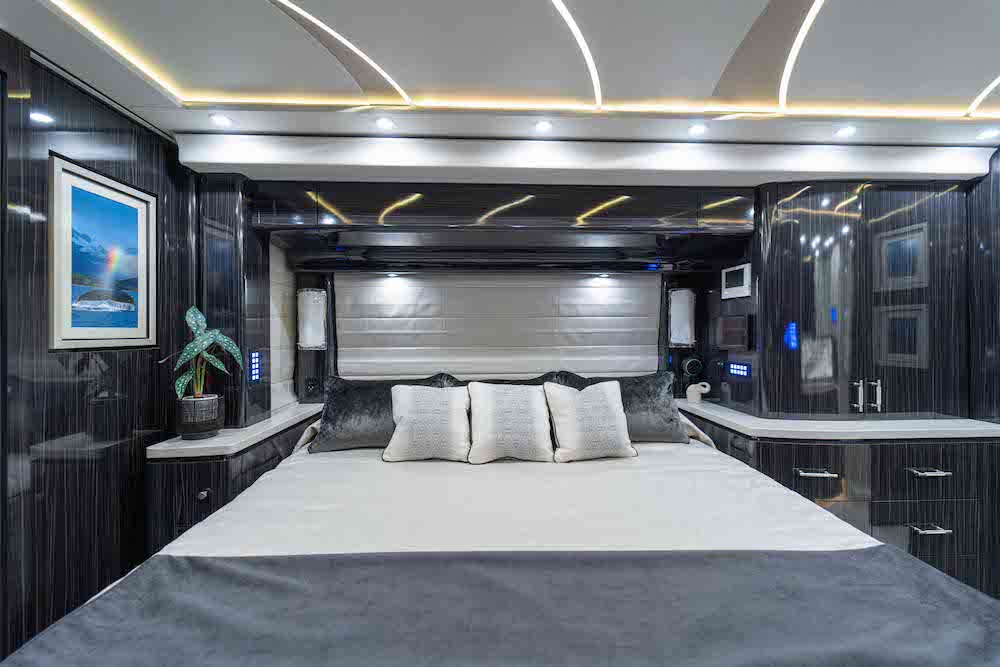 2022 Prevost Marathon X3 For Sale