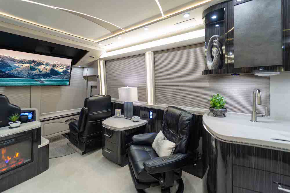 2022 Prevost Marathon X3 For Sale