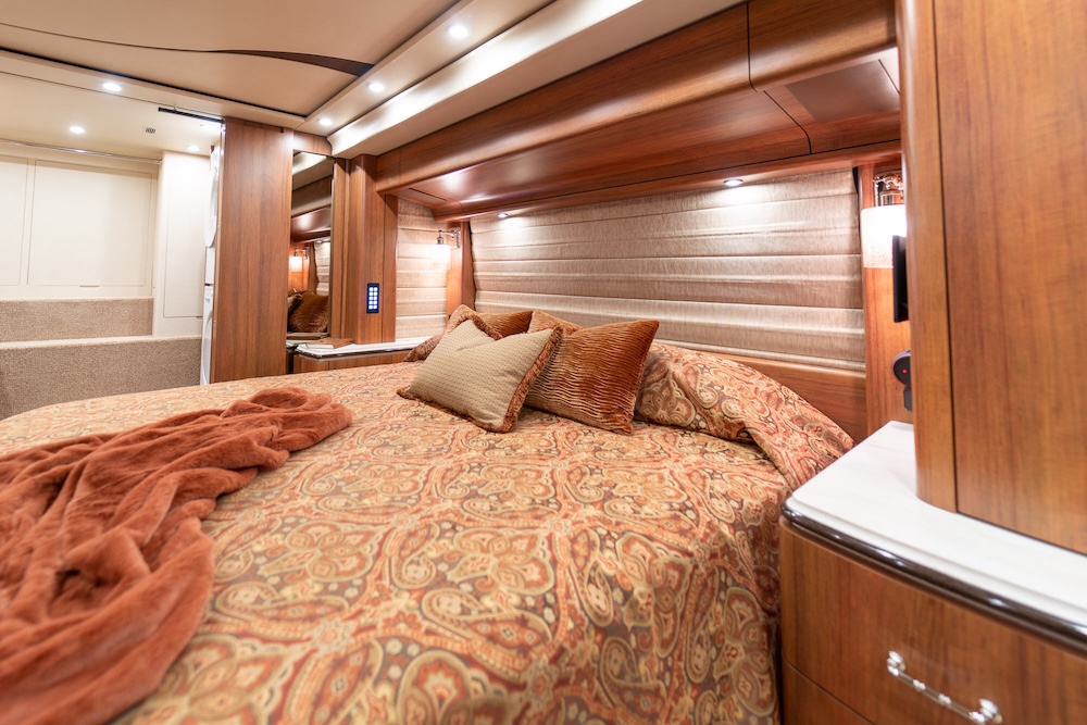 2022 Prevost Marathon X3 For Sale