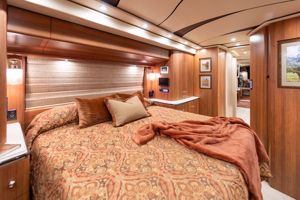 2022 Prevost Marathon X3 For Sale