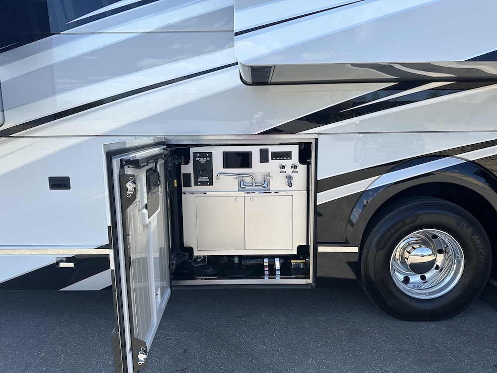 2022 Prevost Millennium H3-45 For Sale