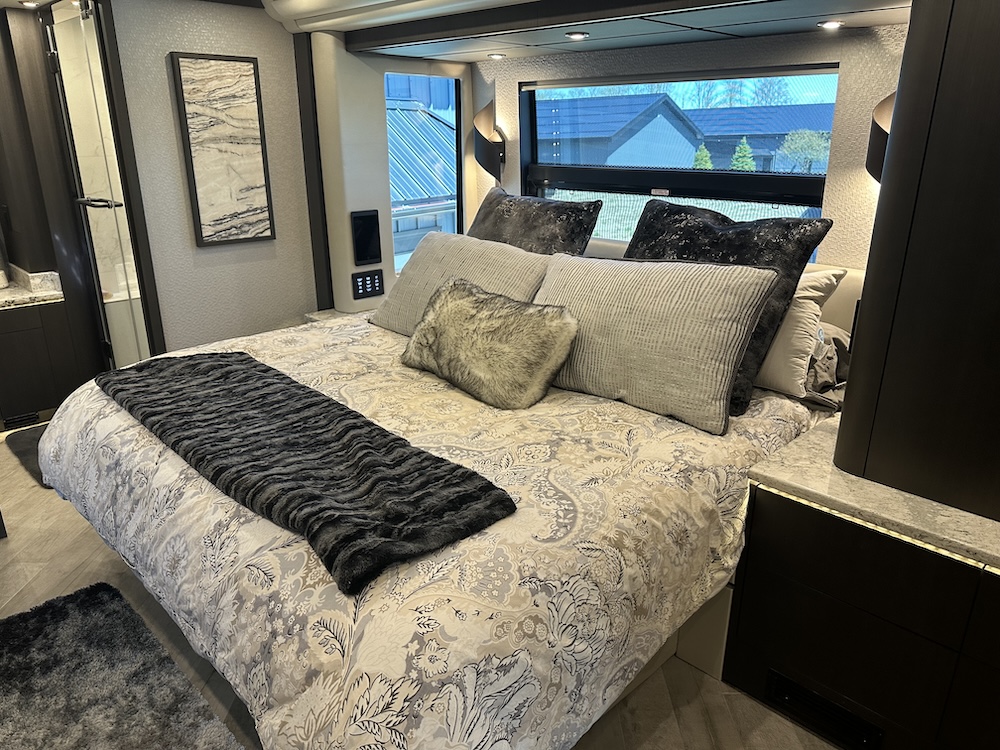 2022 Prevost Millennium H3-45 For Sale