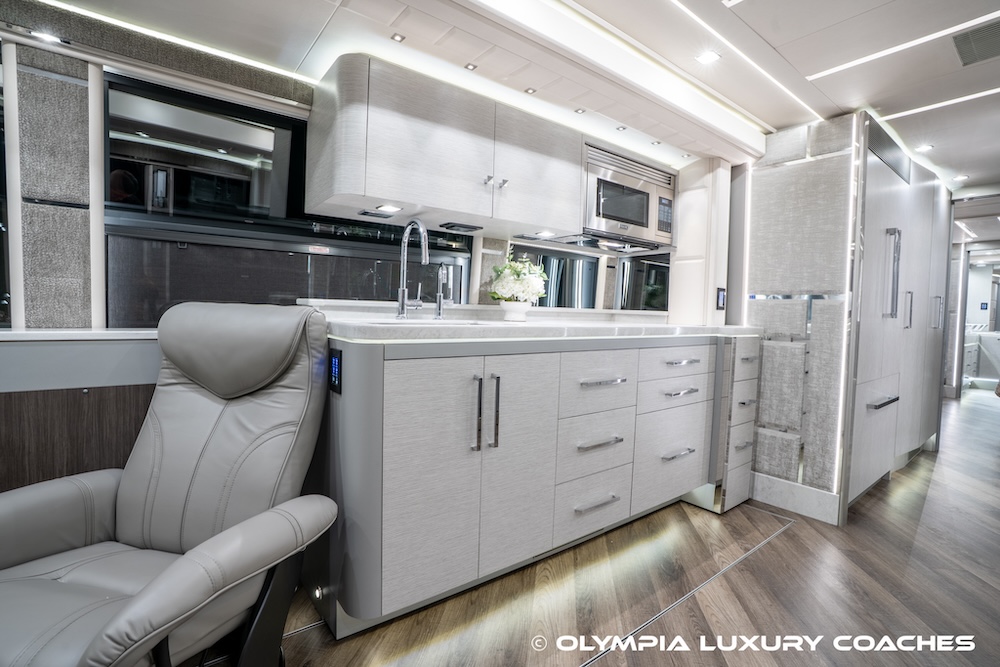 2023 Prevost  Emerald H3-45 For Sale