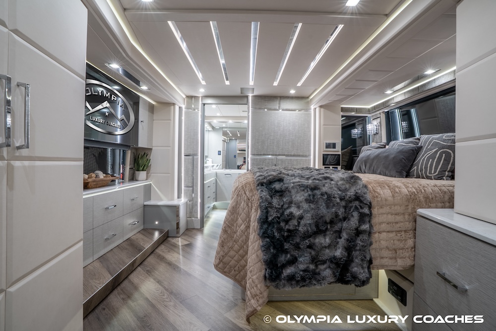 2023 Prevost  Emerald H3-45 For Sale