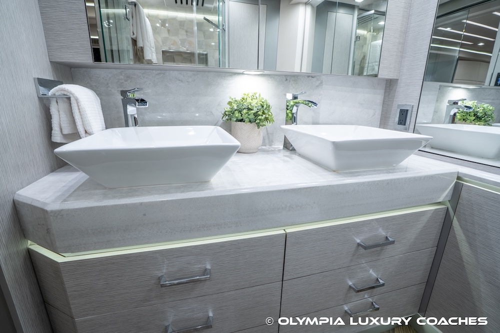 2023 Prevost  Emerald H3-45 For Sale