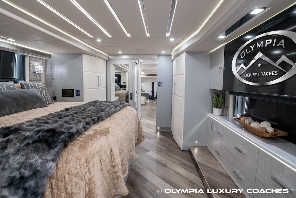 2023 Prevost  Emerald H3-45 For Sale