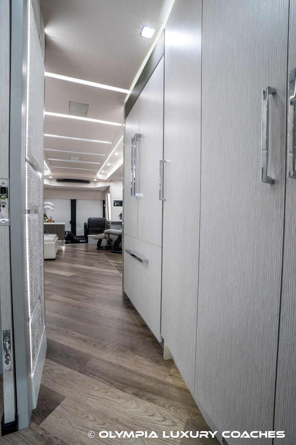 2023 Prevost  Emerald H3-45 For Sale