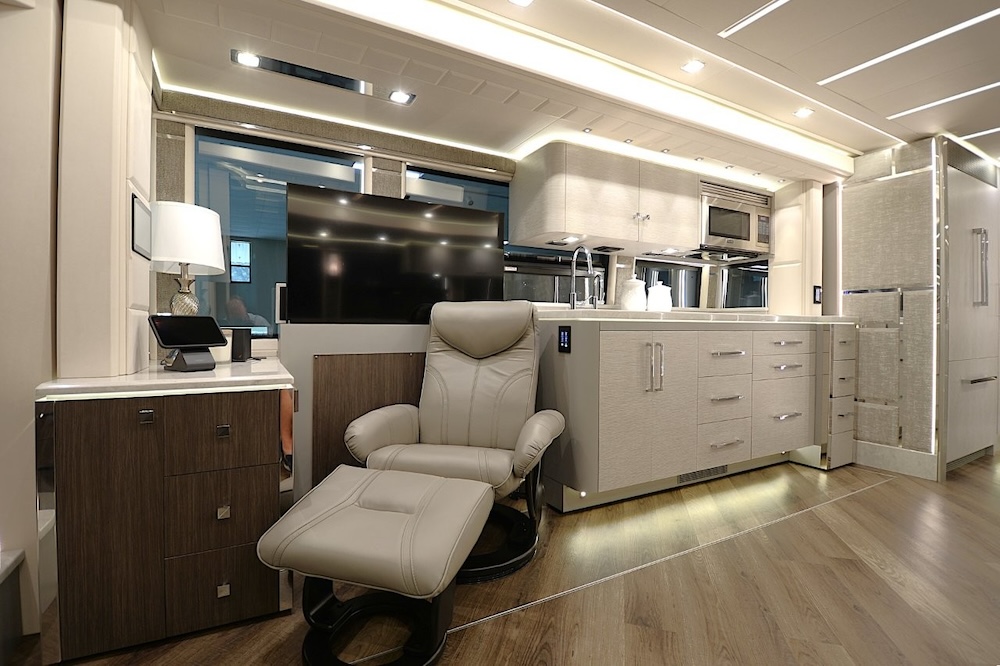 2023 Prevost  Emerald H3-45 For Sale