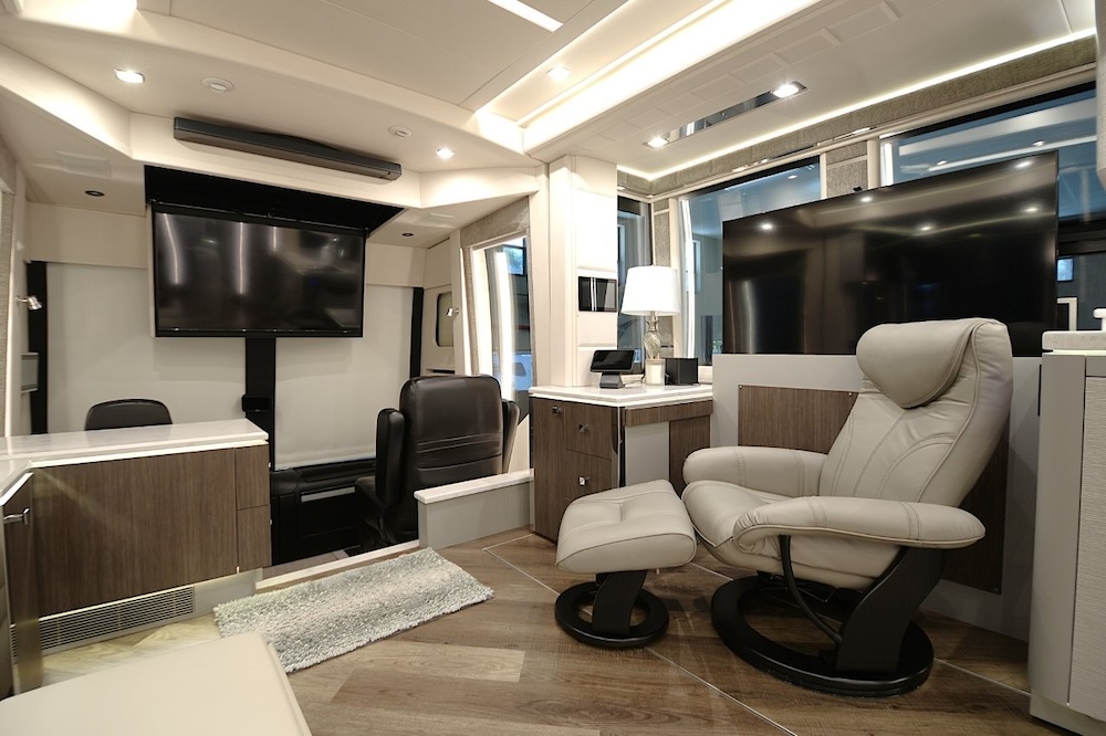 2023 Prevost  Emerald H3-45 For Sale