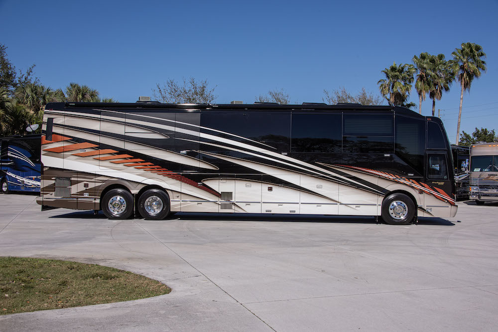 2023 Prevost Liberty H3-45 For Sale