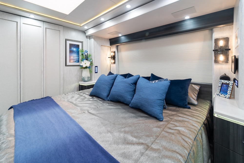 2023 Prevost Marathon X3 For Sale