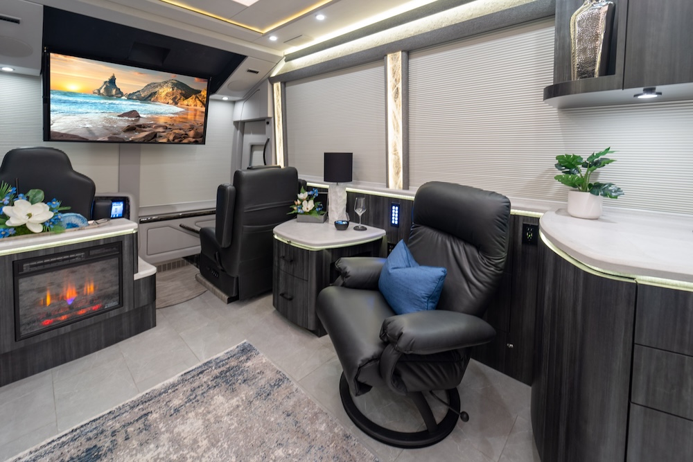 2023 Prevost Marathon X3 For Sale