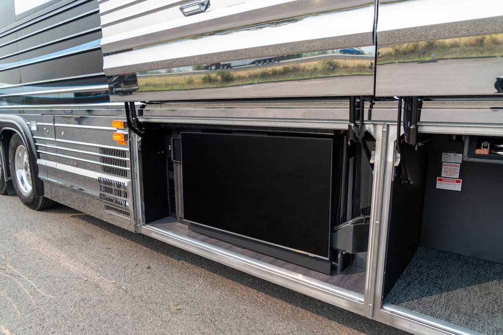 2023 Prevost Marathon X3 For Sale