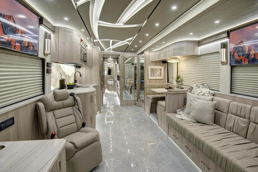 2024 Prevost Florida Coach X3 For Sale