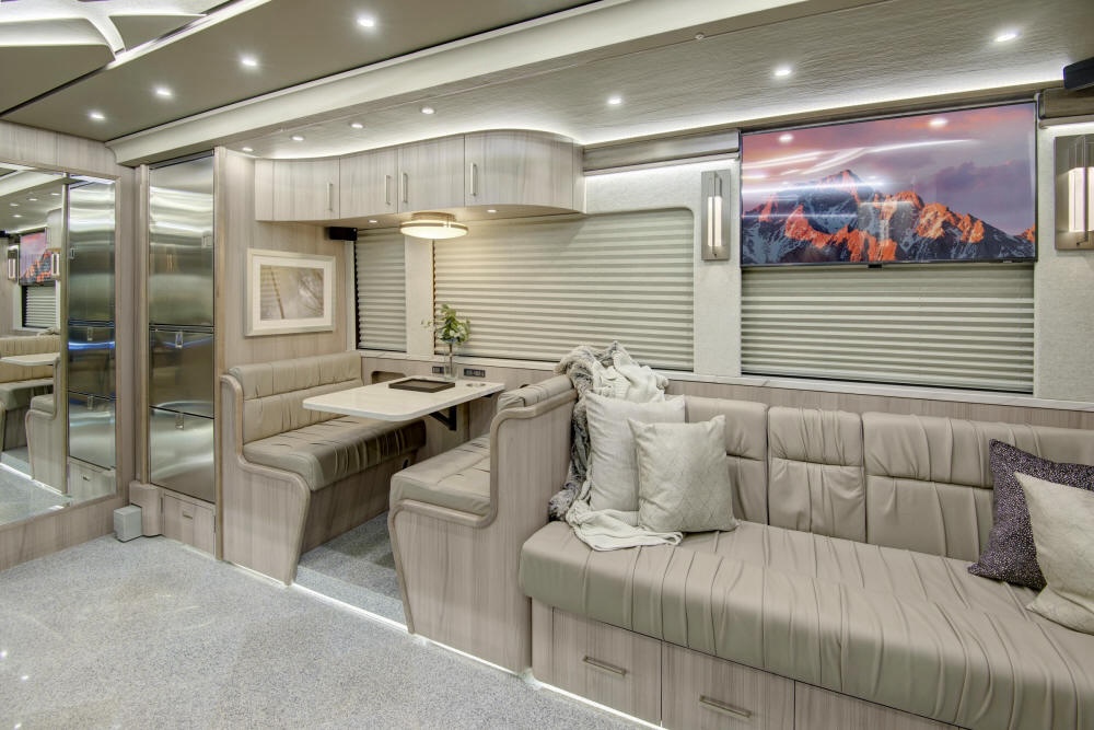 2024 Prevost Florida Coach X3 For Sale