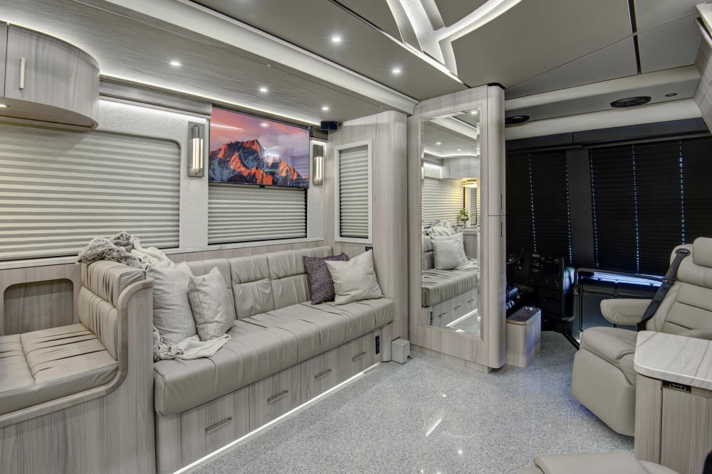 2024 Prevost Florida Coach X3 For Sale