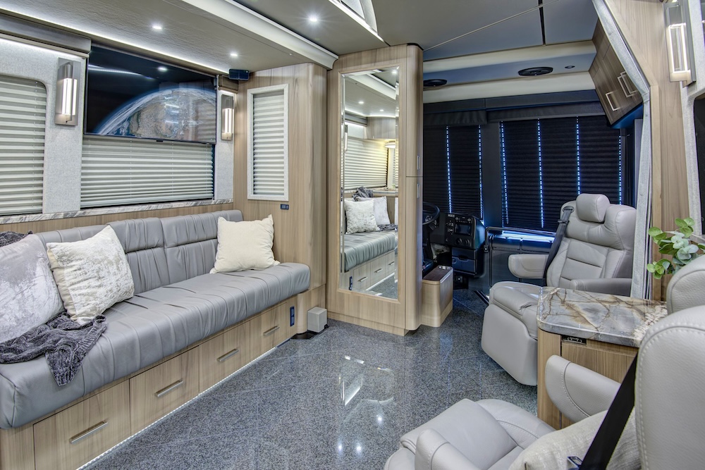 2024 Prevost Florida Coach X3 For Sale