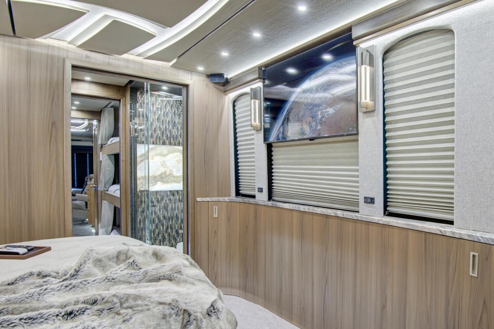 2024 Prevost Florida Coach X3 For Sale