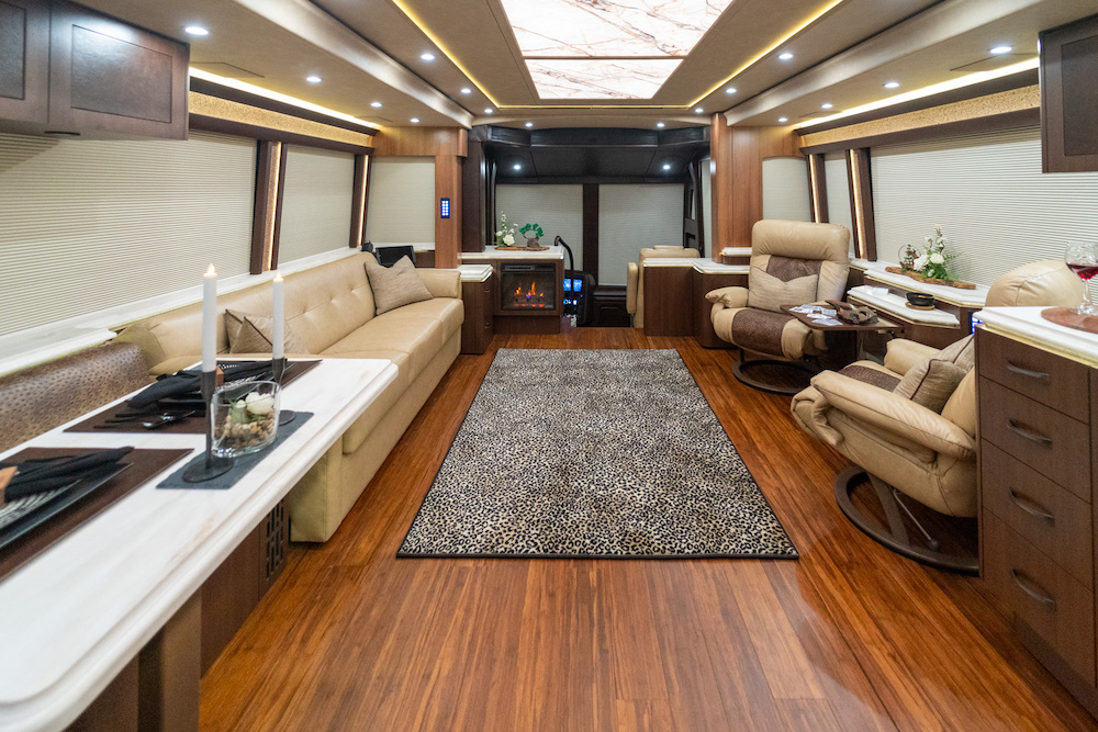 2024 Prevost Marathon H3-45 For Sale