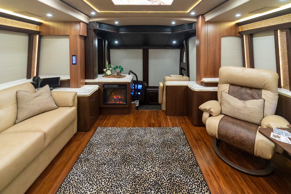 2024 Prevost Marathon H3-45 For Sale