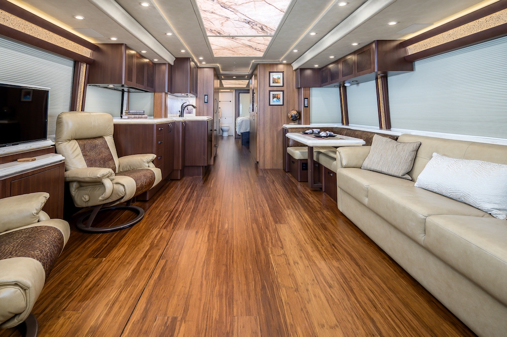 2024 Prevost Marathon H3-45 For Sale