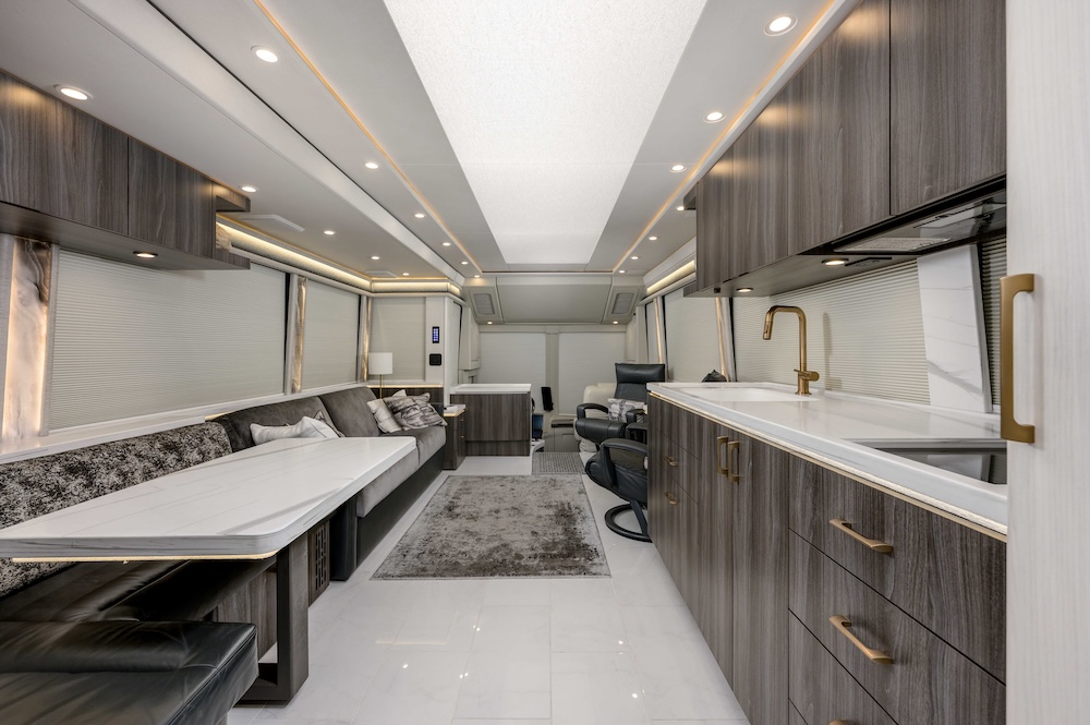 2024 Prevost Marathon H3-45 For Sale