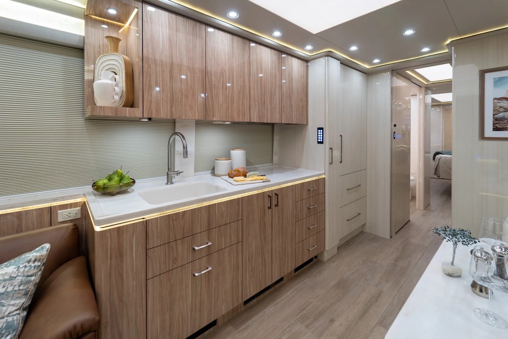 2024 Prevost Marathon X3 For Sale