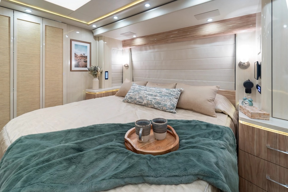 2024 Prevost Marathon X3 For Sale