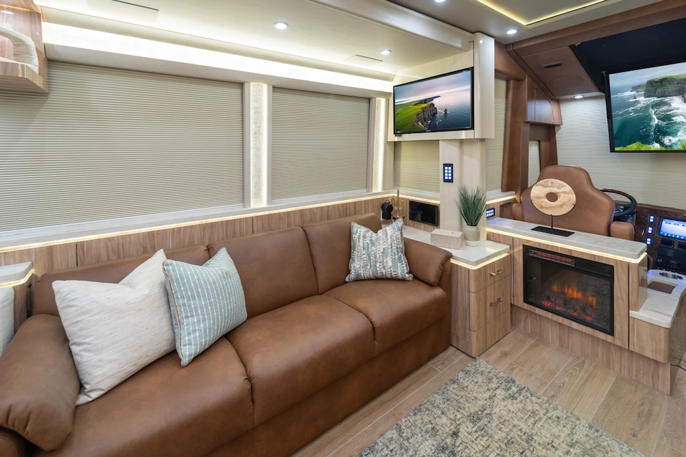 2024 Prevost Marathon X3 For Sale