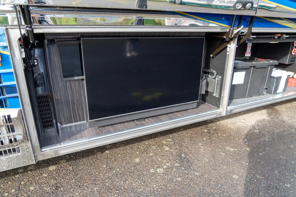 2024 Prevost Marathon X3 For Sale