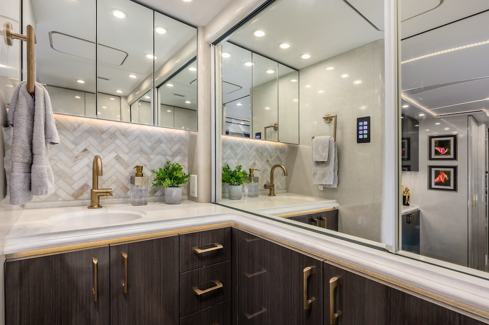 2024 Prevost Marathon X3 For Sale