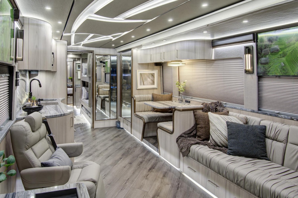 2025 Prevost Florida Coach X3 For Sale