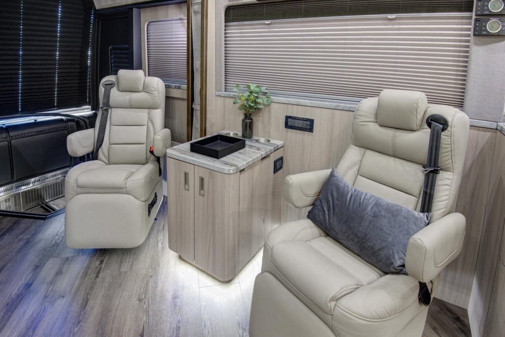 2025 Prevost Florida Coach X3 For Sale