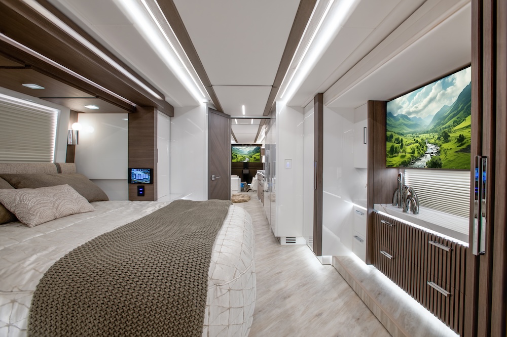2025 Prevost  Liberty H3-45 For Sale
