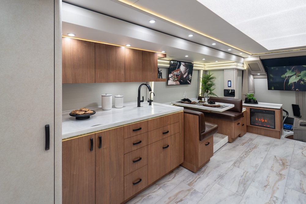 2025 Prevost Marathon H3-45 For Sale
