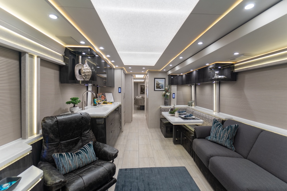 2025 Prevost  Marathon H3-45 For Sale