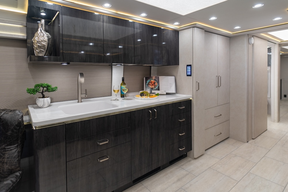 2025 Prevost  Marathon H3-45 For Sale