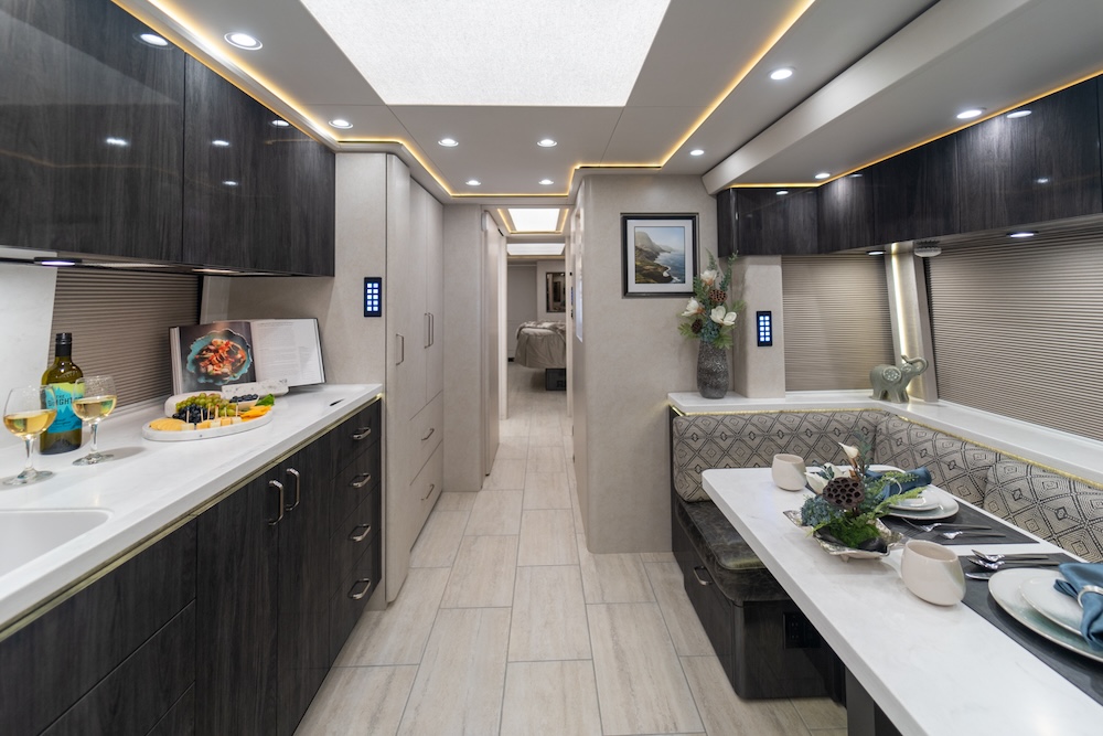 2025 Prevost  Marathon H3-45 For Sale
